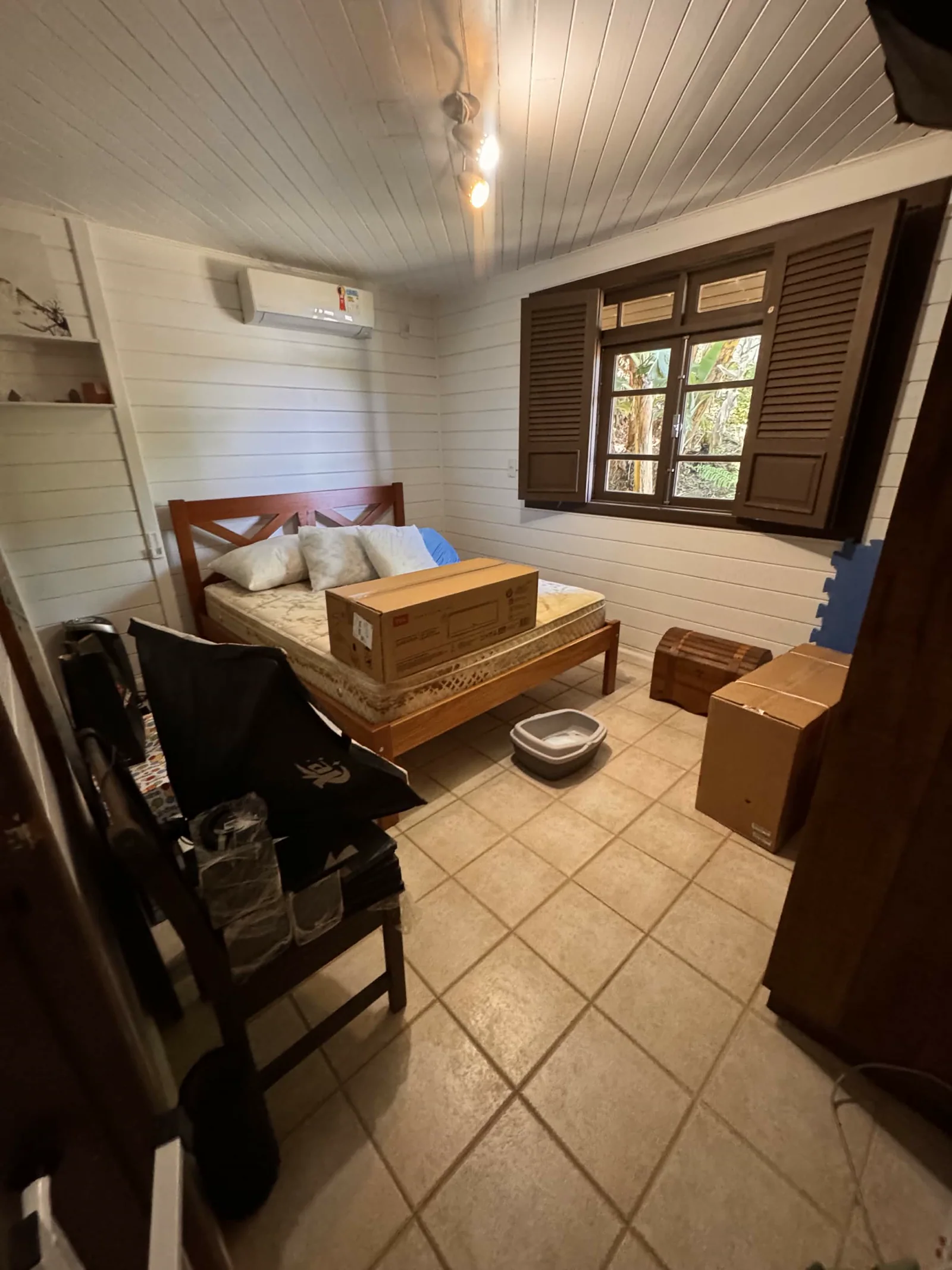Antes — Quarto de hóspedes
