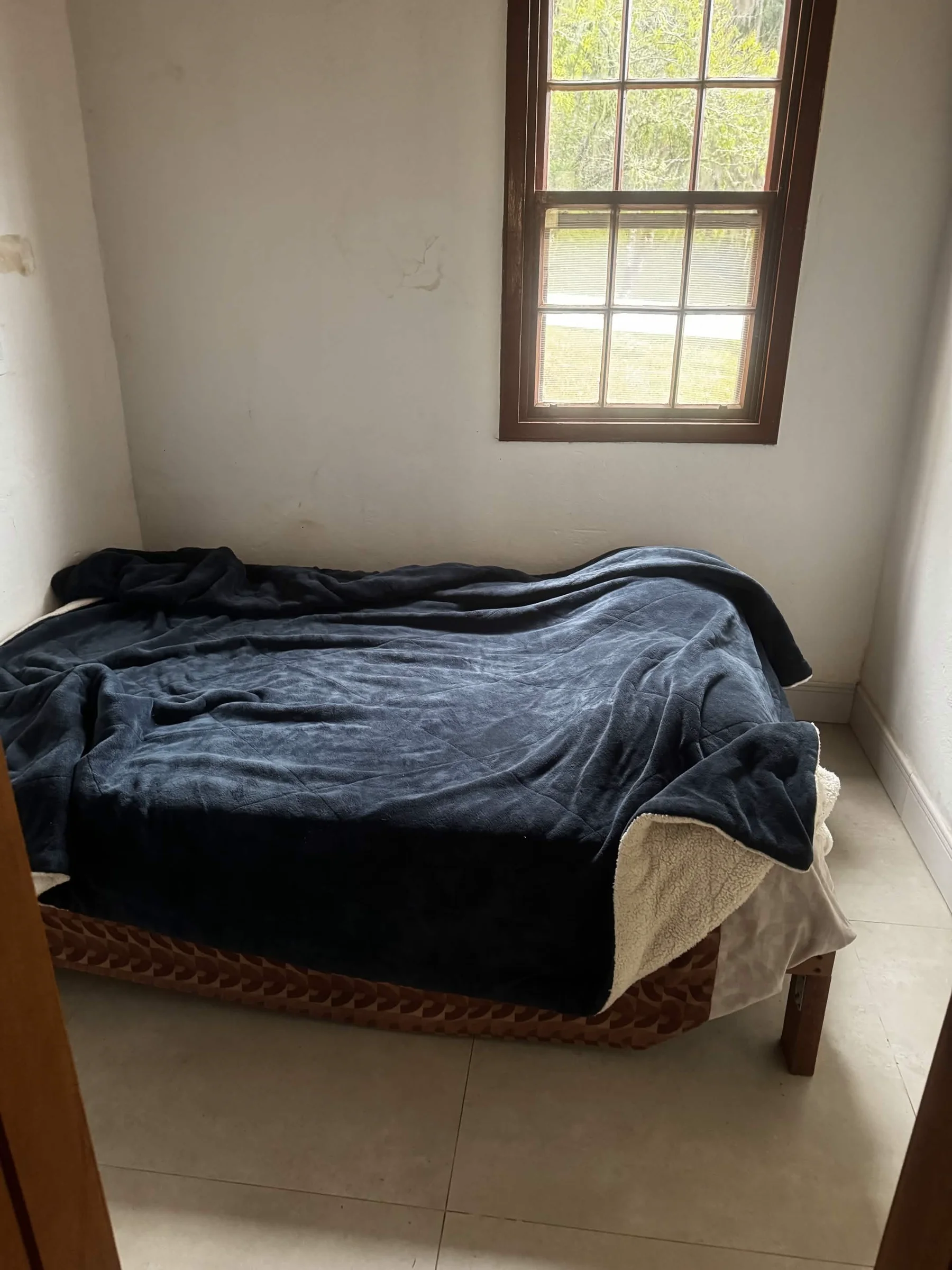 Antes — Quarto Hóspedes Sítio