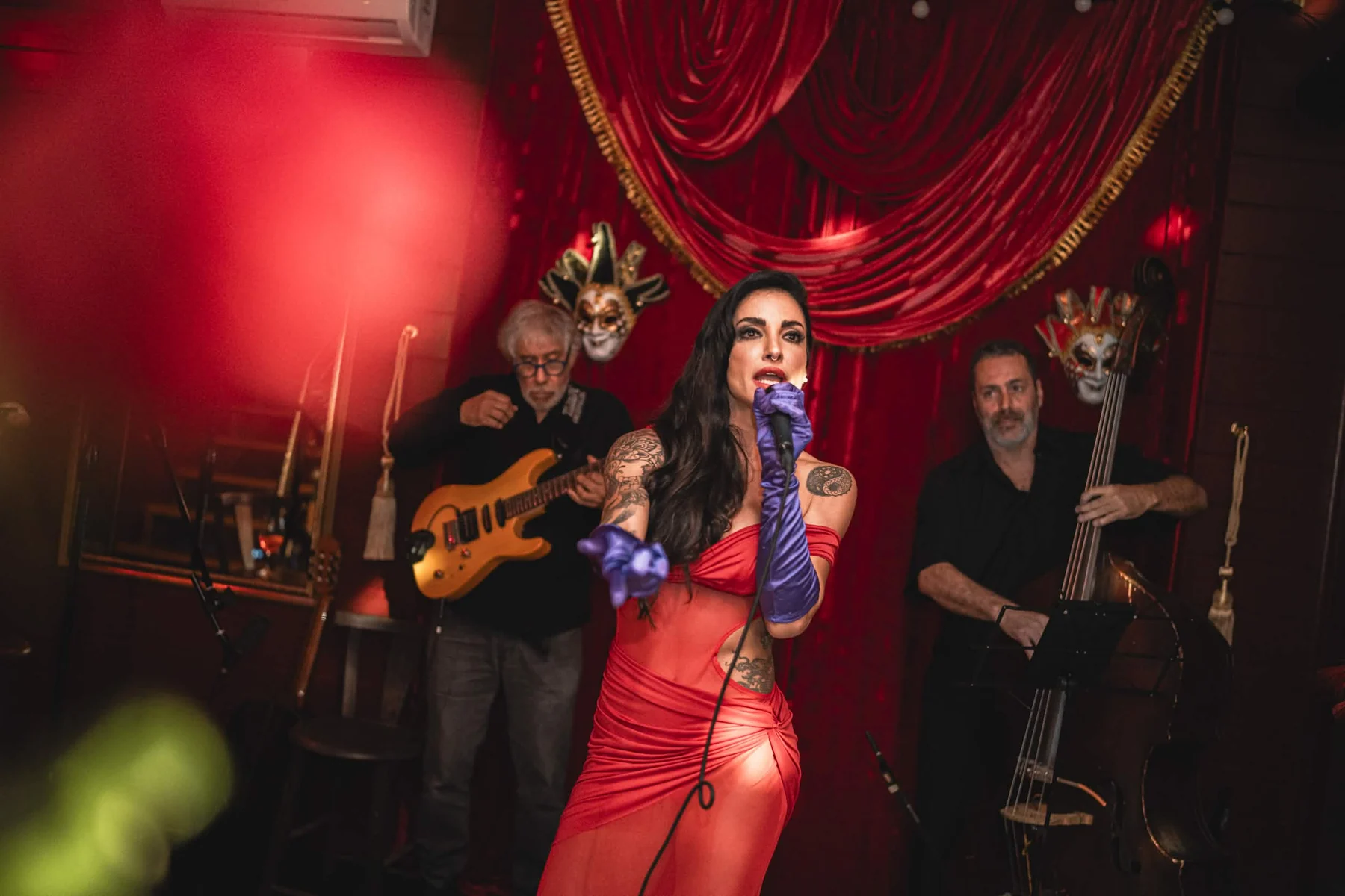 Show musical no Cabaret Le Luxe